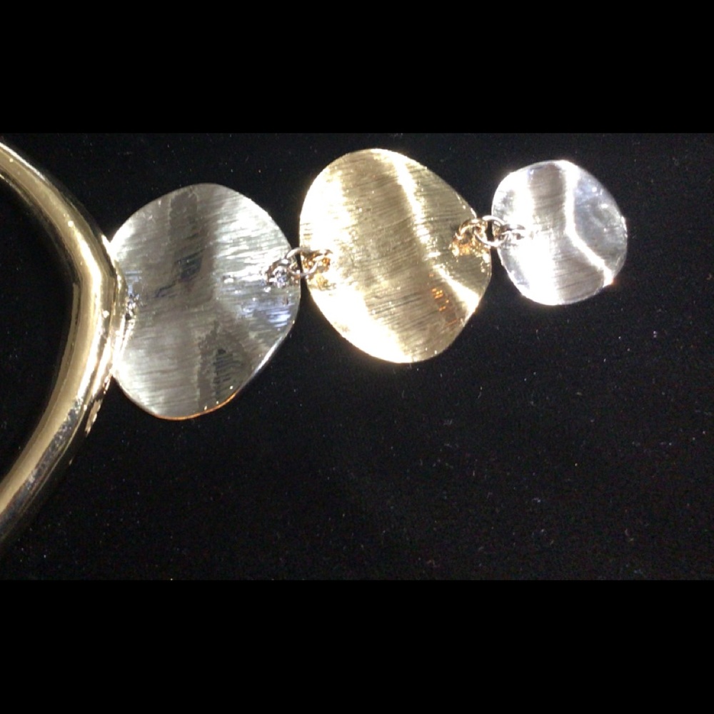 Gold and silver necklace